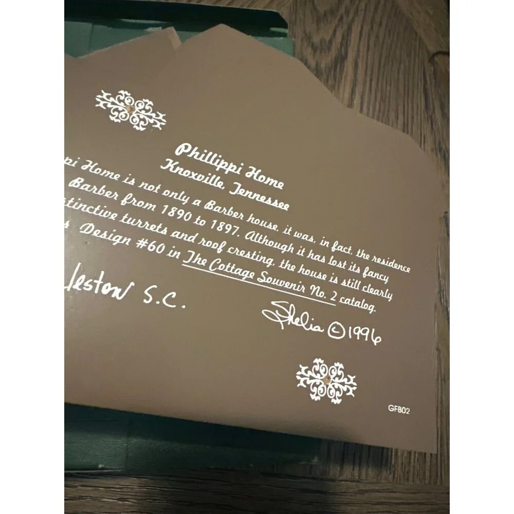 Sheilas Wooden Collectible House 
